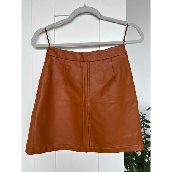 French Connection Faux Leather Mini Skirt, NWOT - Picture 2 of 8